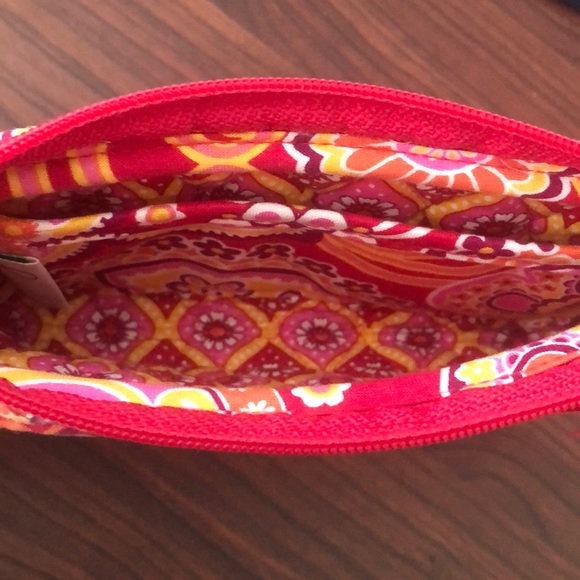 Vera Bradley Wristlet - Picture 2 of 5